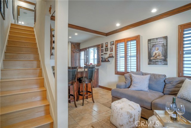 317 Bayview Drive, Hermosa Beach, California 90254, 2 Bedrooms Bedrooms, ,3 BathroomsBathrooms,Residential,Sold,Bayview,SB17229063