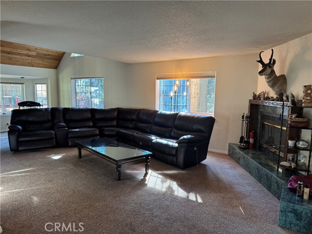 Detail Gallery Image 12 of 25 For 21564 Jobs Peak, Cedarpines Park,  CA 92322 - 3 Beds | 2/1 Baths