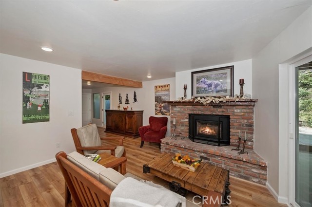 260 El Dorado Drive, Lake Arrowhead, CA 92352