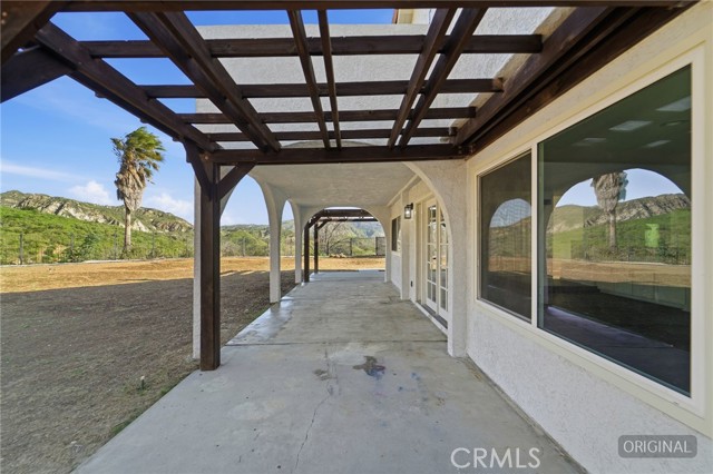 Detail Gallery Image 37 of 40 For 13047 Garris, Granada Hills,  CA 91344 - 4 Beds | 3 Baths