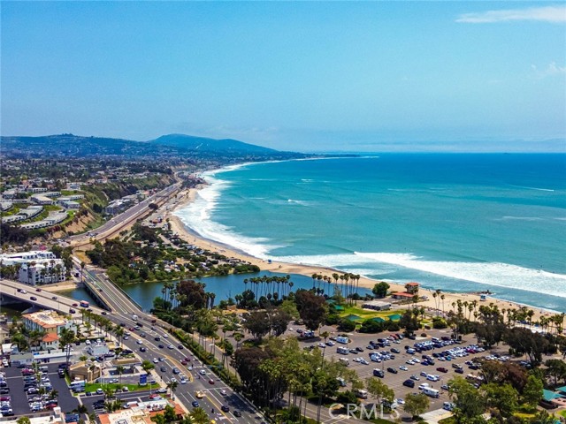 34155 Calle La Primavera, Dana Point CA: https://media.crmls.org/medias/fef20f30-6bb1-4d41-b88d-5ad8b225d8c0.jpg