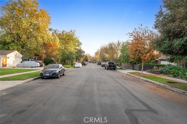 5715 Norwich, Van Nuys CA: https://media.crmls.org/medias/fef3490b-a1d7-4311-9d64-e5e48601f0ff.jpg