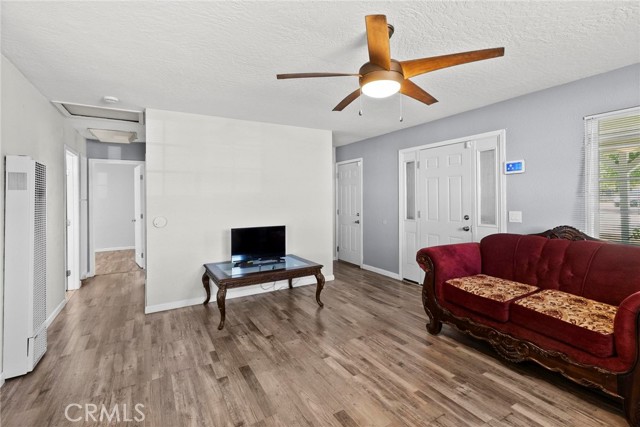 Detail Gallery Image 11 of 37 For 16472 Vine St, Hesperia,  CA 92345 - 2 Beds | 1 Baths