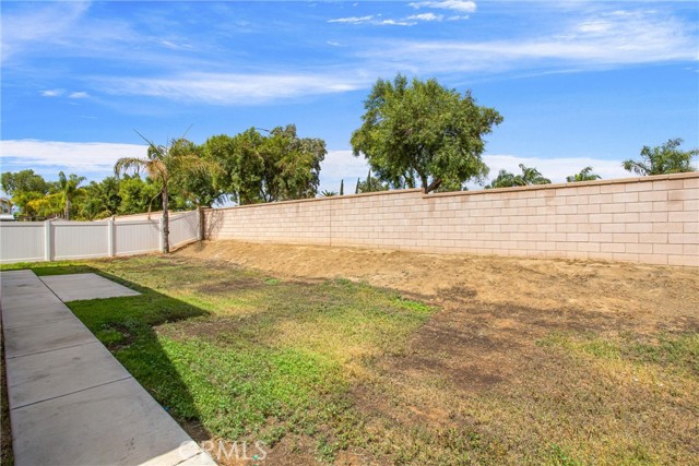 Detail Gallery Image 47 of 52 For 27340 Willow Leaf Rd, Moreno Valley,  CA 92555 - 5 Beds | 4/1 Baths