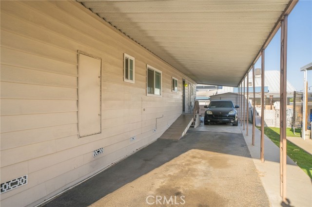 1512 E 5th Street, Ontario CA: https://media.crmls.org/medias/fef3b791-4ac0-481c-8aa7-c40d5867243b.jpg
