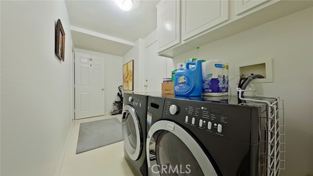 Detail Gallery Image 16 of 46 For 27903 Baneberry #10,  Valencia,  CA 91354 - 3 Beds | 3 Baths