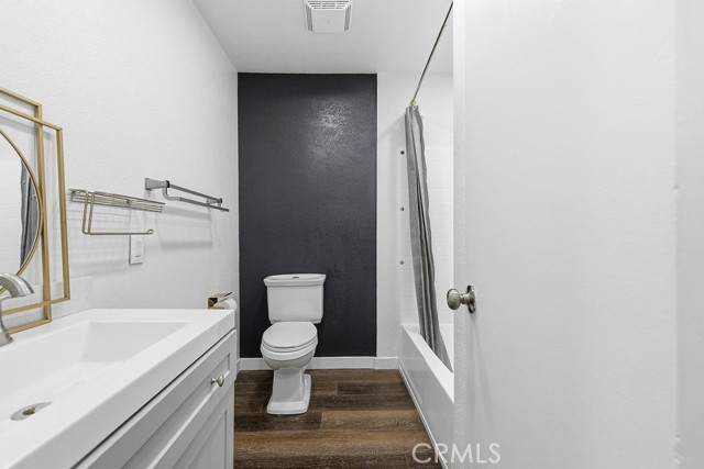 Detail Gallery Image 20 of 38 For 24305 Wabuska, Newhall,  CA 91321 - 6 Beds | 3 Baths