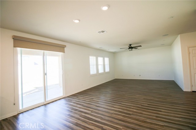 Detail Gallery Image 3 of 21 For 31565 Tudor Ct, Menifee,  CA 92584 - 4 Beds | 2/1 Baths