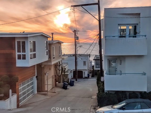 2612 Alma Avenue, Manhattan Beach, California 90266, 3 Bedrooms Bedrooms, ,2 BathroomsBathrooms,Residential,Sold,Alma,SB21248394