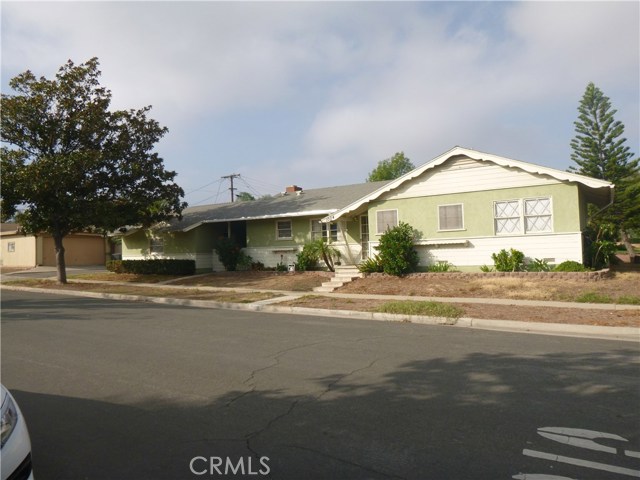 1004 Wakefield Ave, Corona, CA 92882