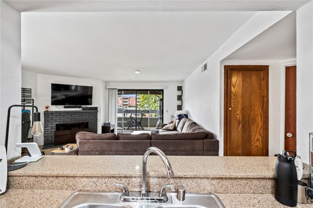 Detail Gallery Image 10 of 49 For 1040 E Washington Ave #28,  Escondido,  CA 92025 - 1 Beds | 1 Baths