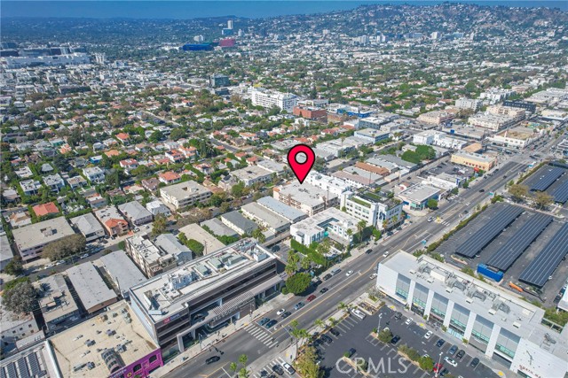 Detail Gallery Image 47 of 52 For 104 S Hayworth Ave #204,  Los Angeles,  CA 90048 - 2 Beds | 2 Baths
