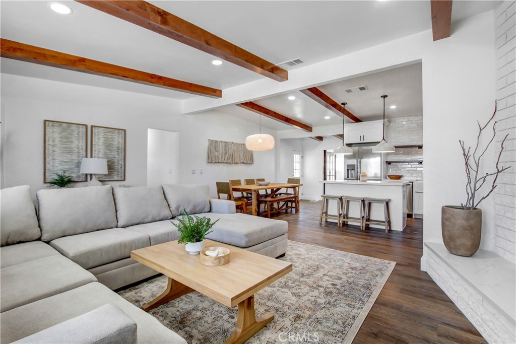 MLS #JT25275405 image #1