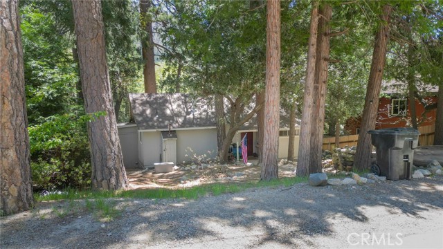 5965 Robin Oak Drive, Angelus Oaks, California 92305, 2 Bedrooms Bedrooms, ,1 BathroomBathrooms,Residential,For Sale,5965 Robin Oak Drive,CRSW24003794