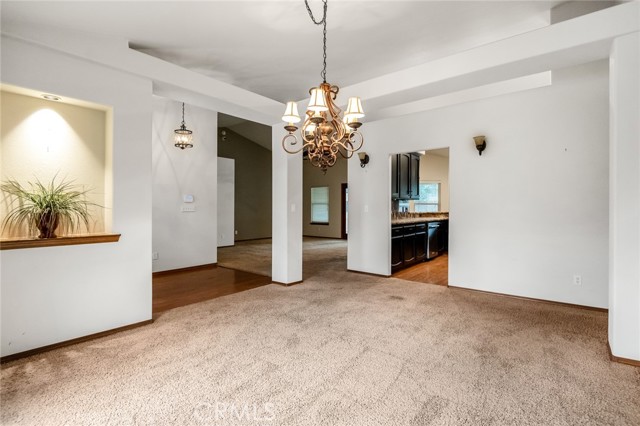 Detail Gallery Image 9 of 41 For 5417 W Buena Vista, Visalia,  CA 93291 - 4 Beds | 2 Baths