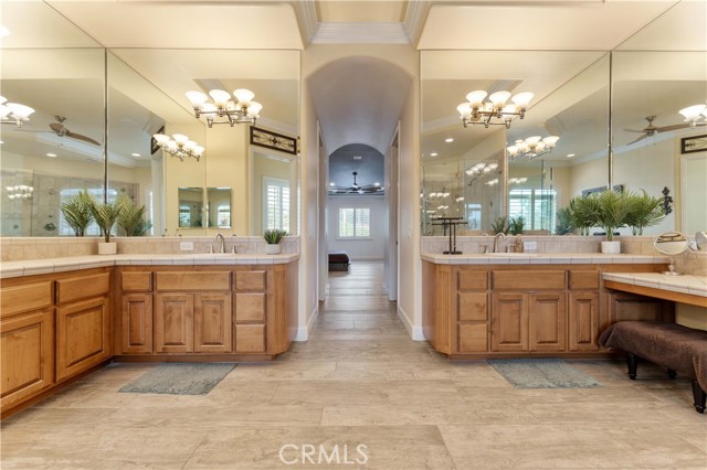 Detail Gallery Image 39 of 73 For 16905 Silver Star Ct, Riverside,  CA 92506 - 4 Beds | 4 Baths