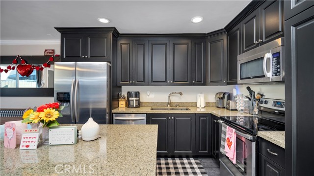 Detail Gallery Image 7 of 28 For 1616 Iowa #C,  Costa Mesa,  CA 92626 - 2 Beds | 1 Baths