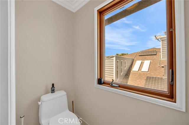 30420 Longhorn Drive, Canyon Lake CA: https://media.crmls.org/medias/fef9b8a5-1c1f-40da-8db0-679e44d4f195.jpg