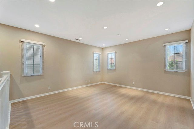 Detail Gallery Image 28 of 51 For 114 Chestnut Gv, Irvine,  CA 92620 - 4 Beds | 3 Baths