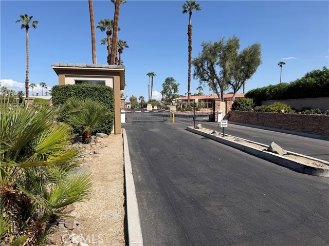 2 Bed Home for Sale in Palm Desert, California