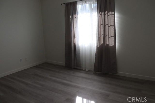 Detail Gallery Image 28 of 37 For 16731 Parthenia St #3,  Northridge,  CA 91343 - 4 Beds | 3 Baths