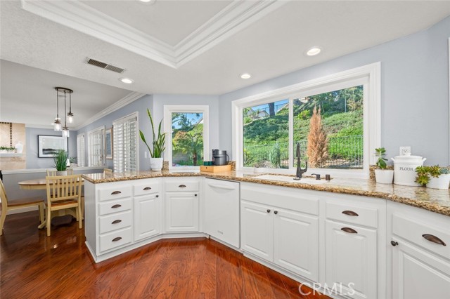 Detail Gallery Image 8 of 54 For 32171 Mill Stream Rd, Rancho Santa Margarita,  CA 92679 - 4 Beds | 3 Baths