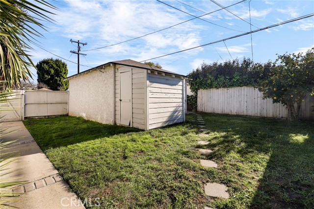 Detail Gallery Image 27 of 35 For 9400 Kramerwood Pl, Los Angeles,  CA 90034 - 3 Beds | 2 Baths