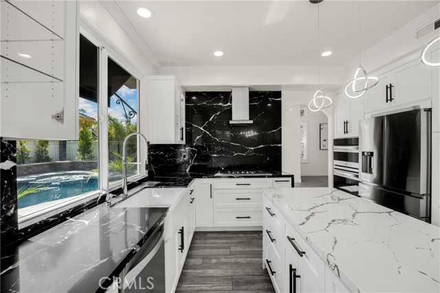 Detail Gallery Image 15 of 49 For 5660 Van Gogh Way, Yorba Linda,  CA 92887 - 4 Beds | 2/1 Baths