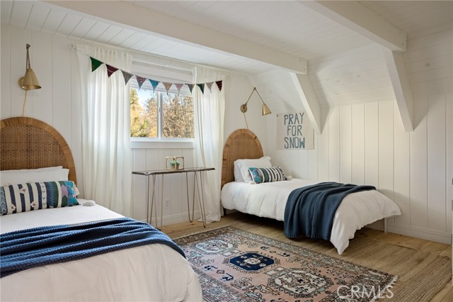 Detail Gallery Image 35 of 51 For 987 Tirol Ln, Lake Arrowhead,  CA 92352 - 3 Beds | 2 Baths