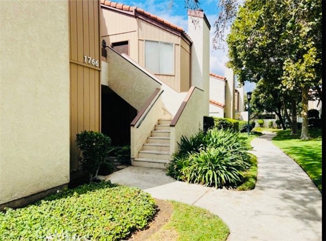 Front Image Thumbnail for CRIV26010301