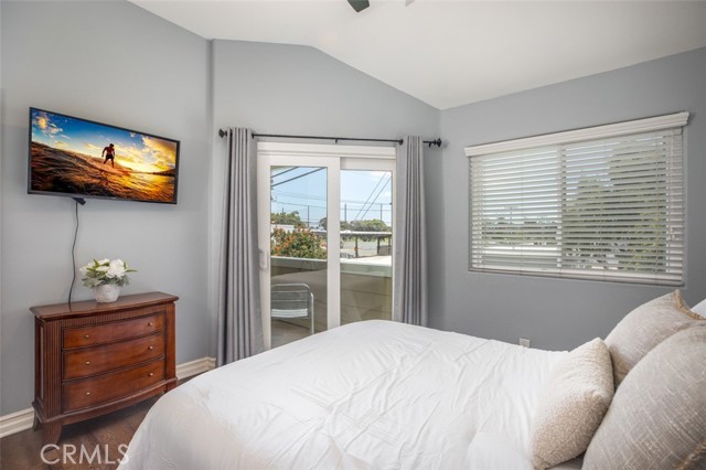 Detail Gallery Image 16 of 34 For 754 Joann St #B,  Costa Mesa,  CA 92627 - 3 Beds | 2 Baths