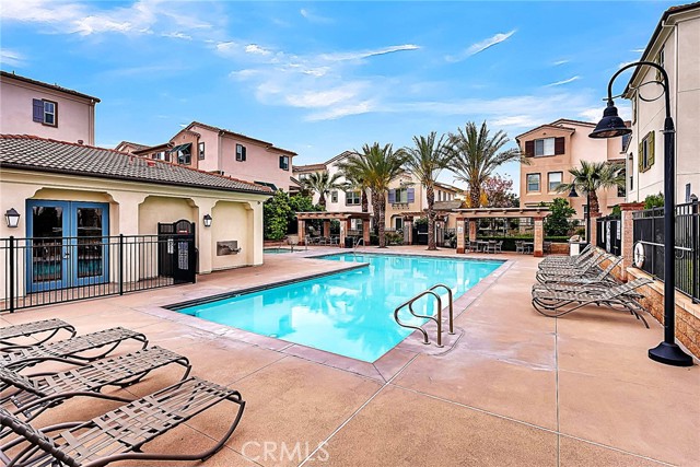 Detail Gallery Image 23 of 28 For 137 Macintosh Way, Upland,  CA 91786 - 2 Beds | 4 Baths