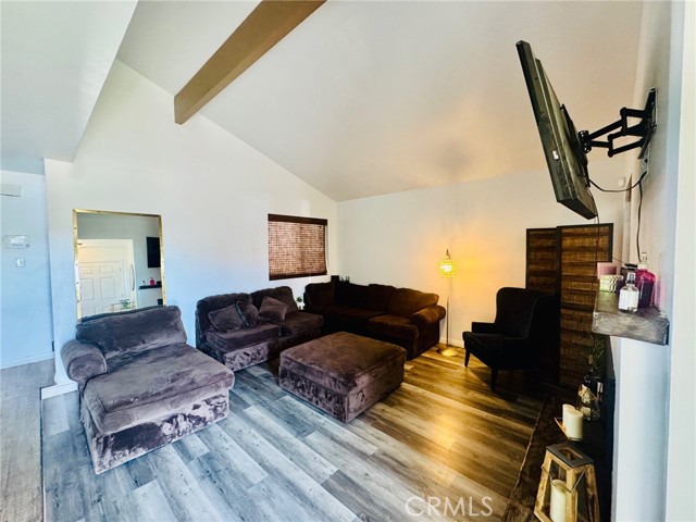 Detail Gallery Image 6 of 28 For 5308 Eastridge Ct, Bakersfield,  CA 93306 - 3 Beds | 2/1 Baths