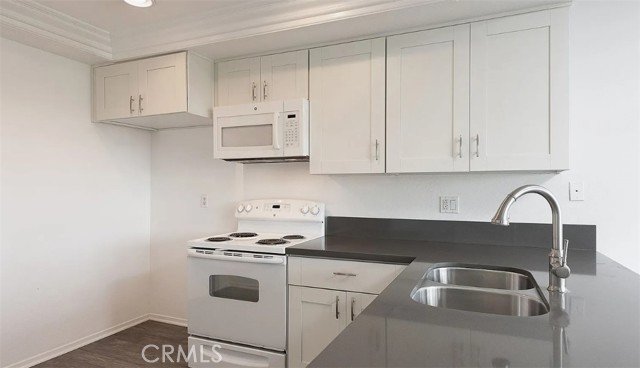 Detail Gallery Image 6 of 14 For 33352 Cheltam Way, Dana Point,  CA 92629 - – Beds | – Baths