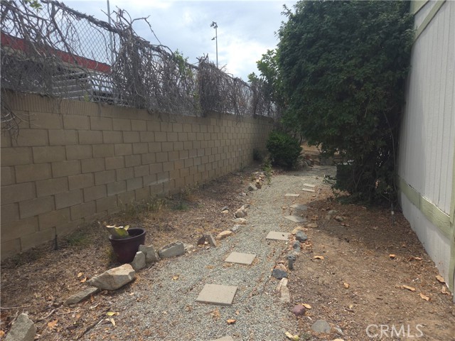 Detail Gallery Image 26 of 41 For 1550 Rimpau Ave #20,  Corona,  CA 92881 - 3 Beds | 2 Baths