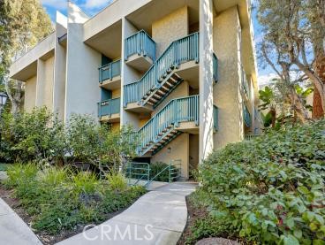 Image 1 of 38 For 564 North Bellflower Boulevard  315