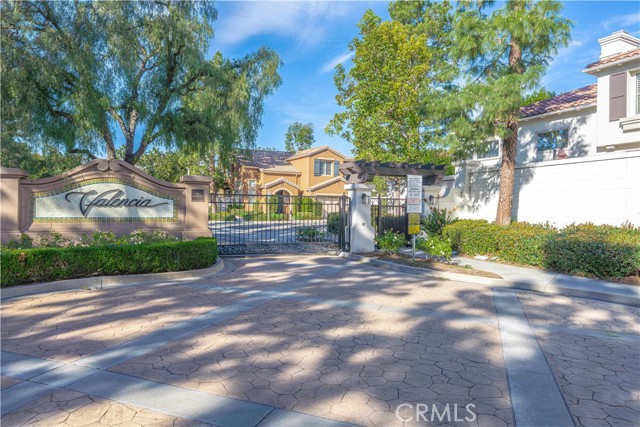 Detail Gallery Image 2 of 35 For 12430 N Lacoste, Tustin,  CA 92782 - 3 Beds | 2/1 Baths