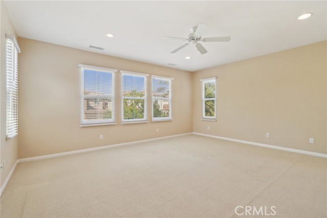 27 Antique Rose, Irvine CA: https://media.crmls.org/medias/ff00d6f7-ca75-4f9e-a270-0e304eca8e0e.jpg