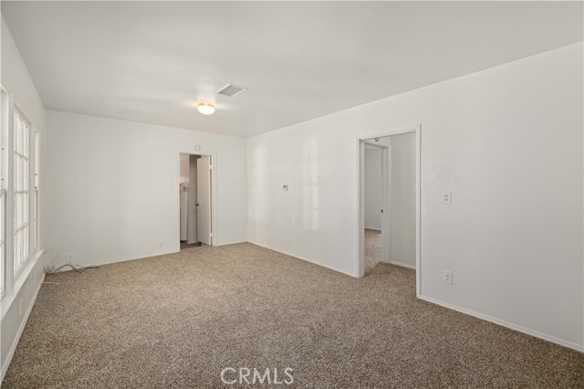 Detail Gallery Image 6 of 29 For 45110 Elm Ave, Lancaster,  CA 93534 - – Beds | – Baths