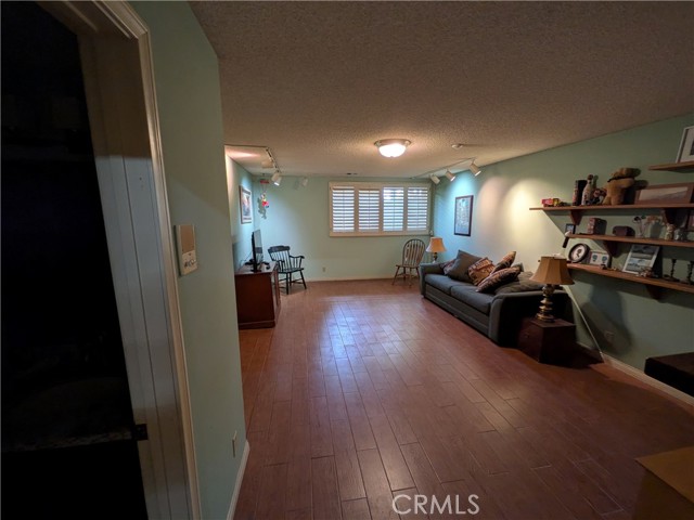 Detail Gallery Image 24 of 26 For 1209 S Catalina Ave, Redondo Beach,  CA 90277 - 4 Beds | 3/1 Baths