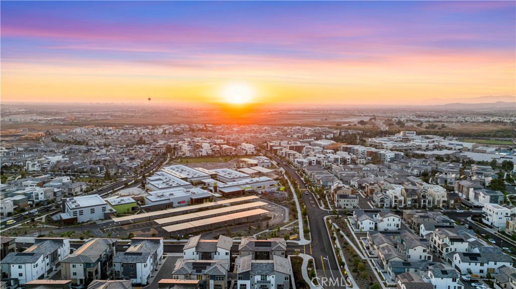 https://media.crmls.org/medias/ff01a9f7-ea33-498c-9951-4a59ce94fdd1.jpg?preset=X-Large