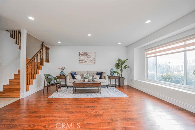 Detail Gallery Image 6 of 45 For 17721 Norwalk #11,  Artesia,  CA 90701 - 3 Beds | 2/1 Baths