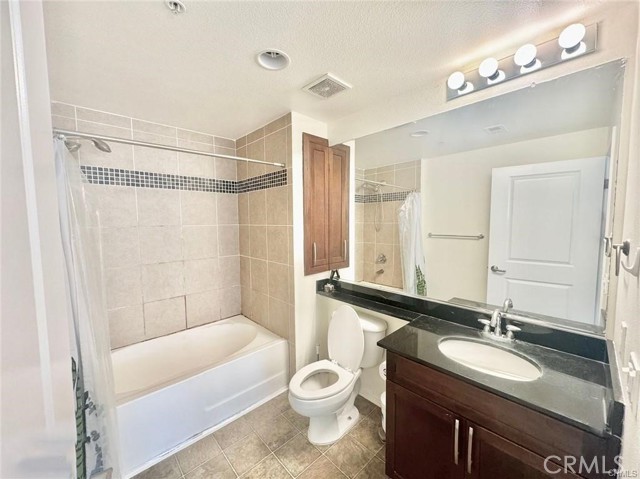 Detail Gallery Image 13 of 28 For 1470 Scholarship, Irvine,  CA 92612 - 2 Beds | 2 Baths