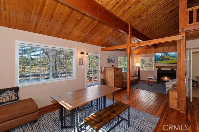 Detail Gallery Image 7 of 21 For 1000 Jasper, Big Bear Lake,  CA 92315 - 2 Beds | 1 Baths