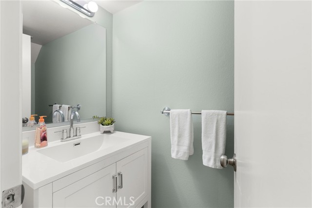 Detail Gallery Image 17 of 32 For 18853 Lister Lane, Huntington Beach,  CA 92646 - 2 Beds | 1/1 Baths