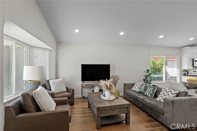 Detail Gallery Image 5 of 30 For 23020 Mansfield Ln, Moreno Valley,  CA 92557 - 3 Beds | 2 Baths