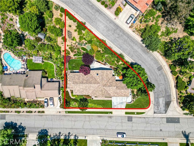 Detail Gallery Image 3 of 43 For 725 Beaverbrook Ln, Glendora,  CA 91740 - 4 Beds | 3 Baths