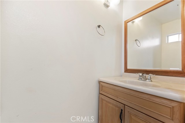 Detail Gallery Image 25 of 46 For 147 W Acacia Avenue Unit#104, Glendale,  CA 91204 - 2 Beds | 2/1 Baths
