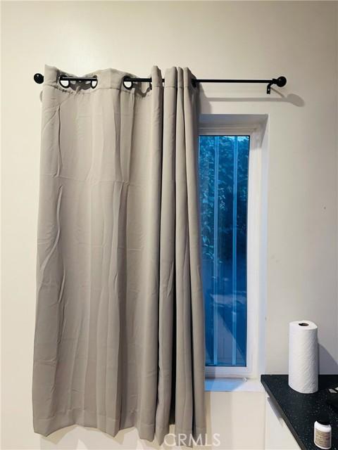 Detail Gallery Image 12 of 13 For 223 E Eagle, Long Beach,  CA 90806 - – Beds | – Baths