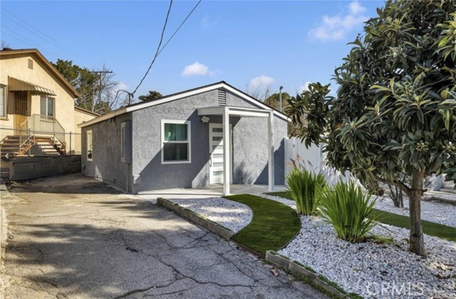 Detail Gallery Image 2 of 22 For 4640 Lowell Ave, La Crescenta,  CA 91214 - 1 Beds | 1 Baths